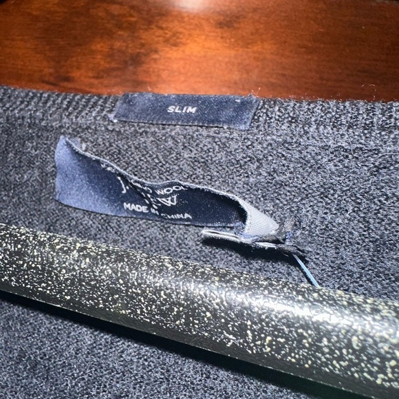 J. Crew Marino Wool Women's V Neck Blue Sweater Size L - Picture 3 of 4